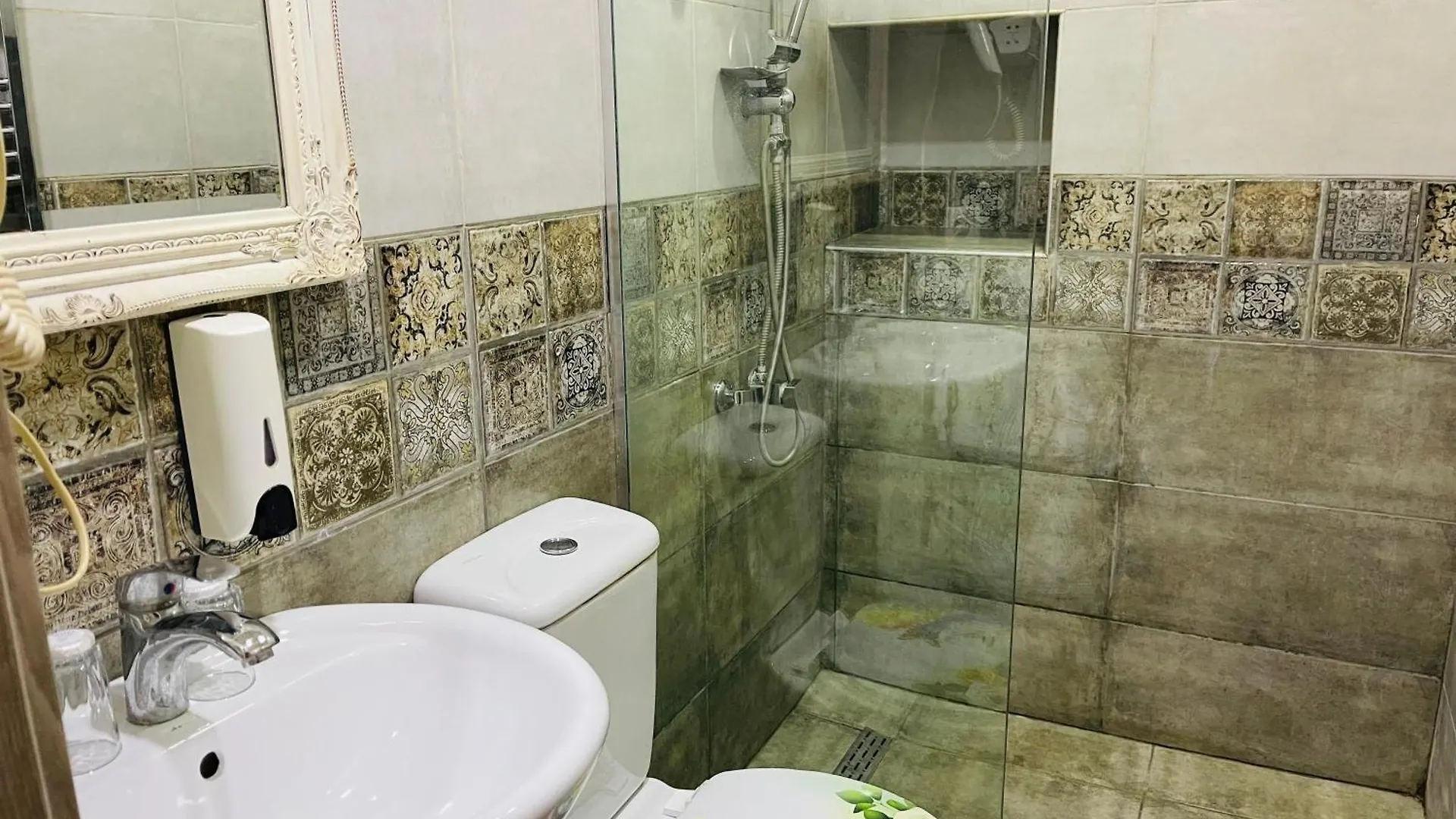 Bonito Hotel Tbilisi 3*,  Geórgia